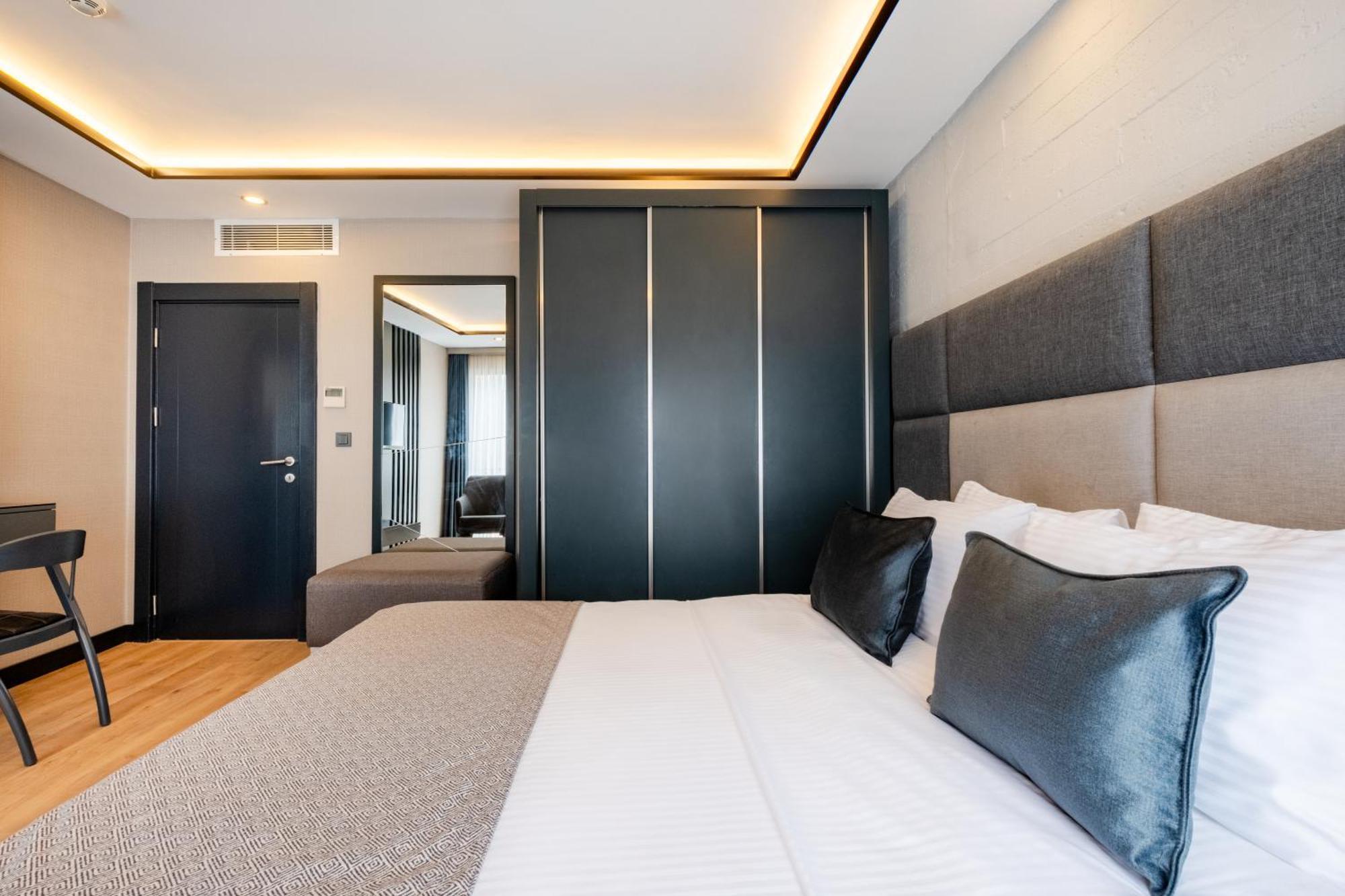 The Row Suites Taksim Istanbul Exteriör bild