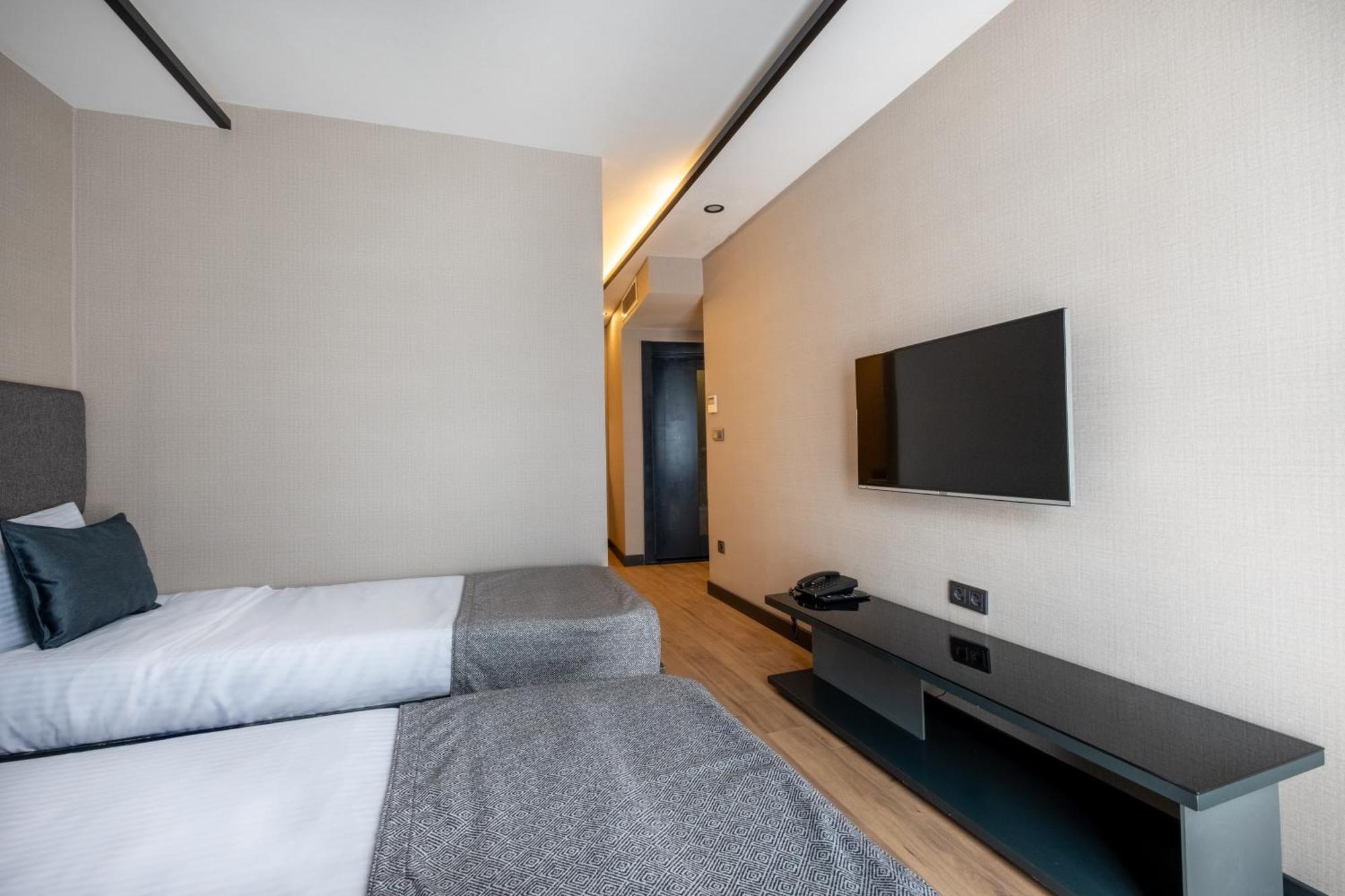 The Row Suites Taksim Istanbul Exteriör bild