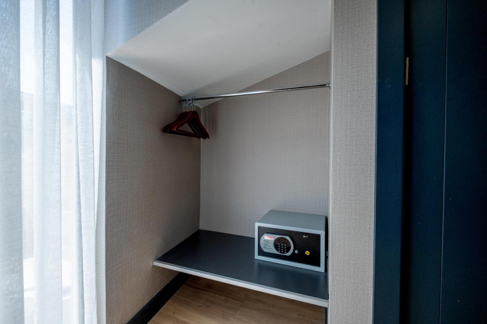 The Row Suites Taksim Istanbul Exteriör bild